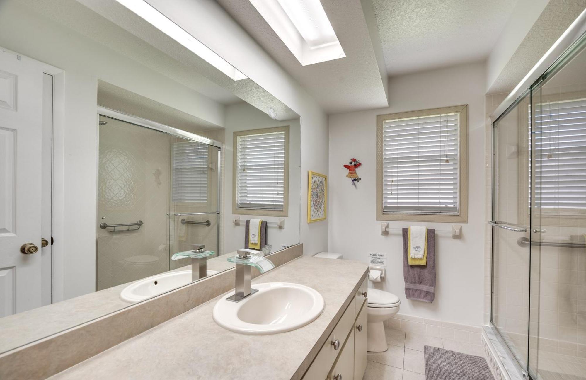 Вілла Spring Hill Retreat With Heated Pool And 4-In-1 Grill Екстер'єр фото