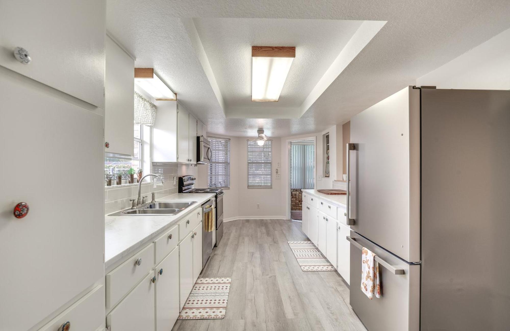 Вілла Spring Hill Retreat With Heated Pool And 4-In-1 Grill Екстер'єр фото